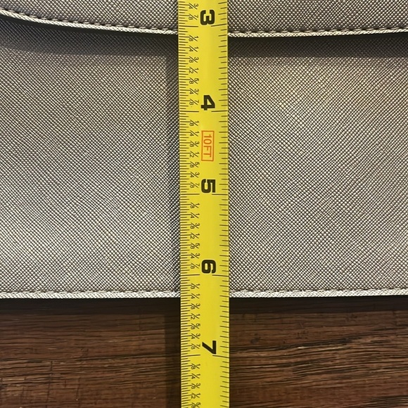 Lovevook Wristlet - Picture 7 of 7